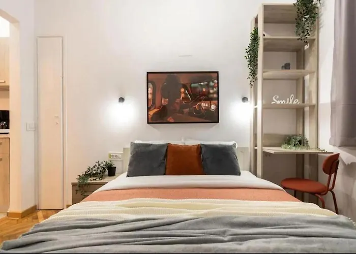 Tiny Haven - Cozy Studio In Piata Romana